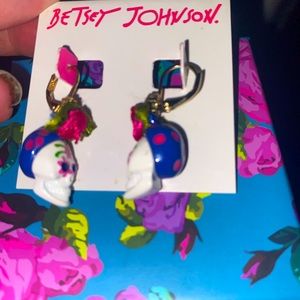 💀🎀Day of the dead Betsey Johnson Earrings NWT 🎀💀